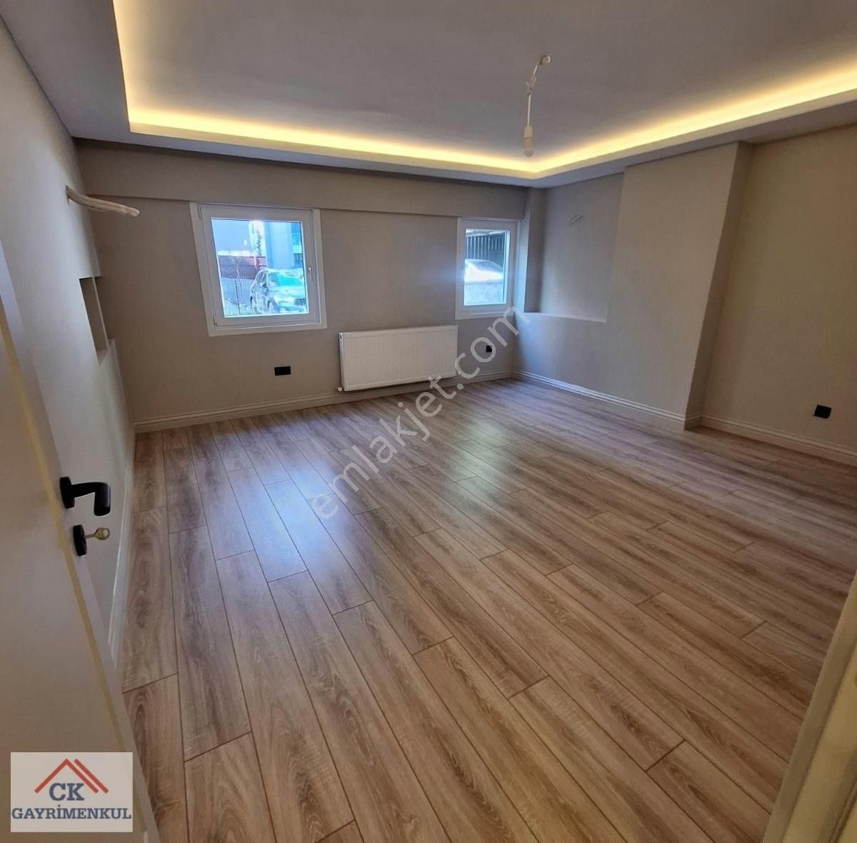 Ck'dan İş Yerine Konuta Uyumlu Adres Tarifi Kolay 90 Net 3+1 - Görsel 14