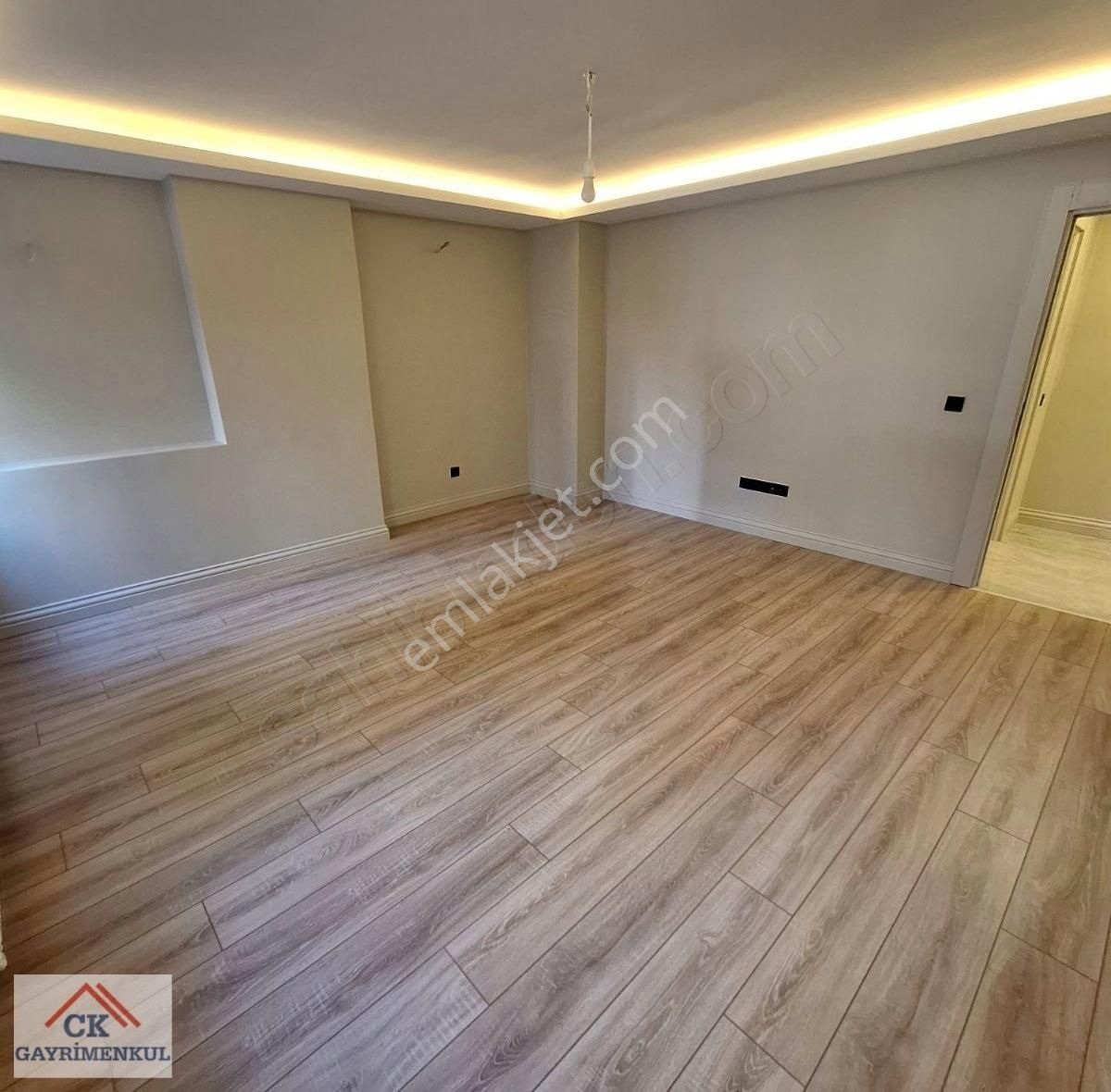 Ck'dan İş Yerine Konuta Uyumlu Adres Tarifi Kolay 90 Net 3+1 - Görsel 16