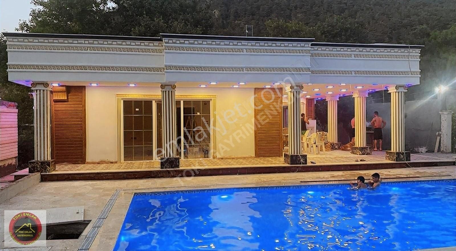 Toki Emlak'tan Kestel Derekızıkta 3.250m2 Satılık Villa Tesisli