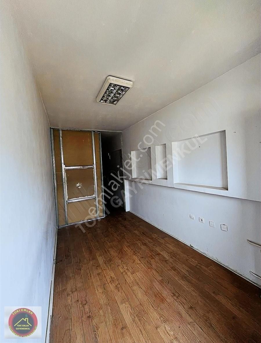 Toki Emlak'tan Fomara Caddesi Cepheli Kiralık Ofis - Görsel 7