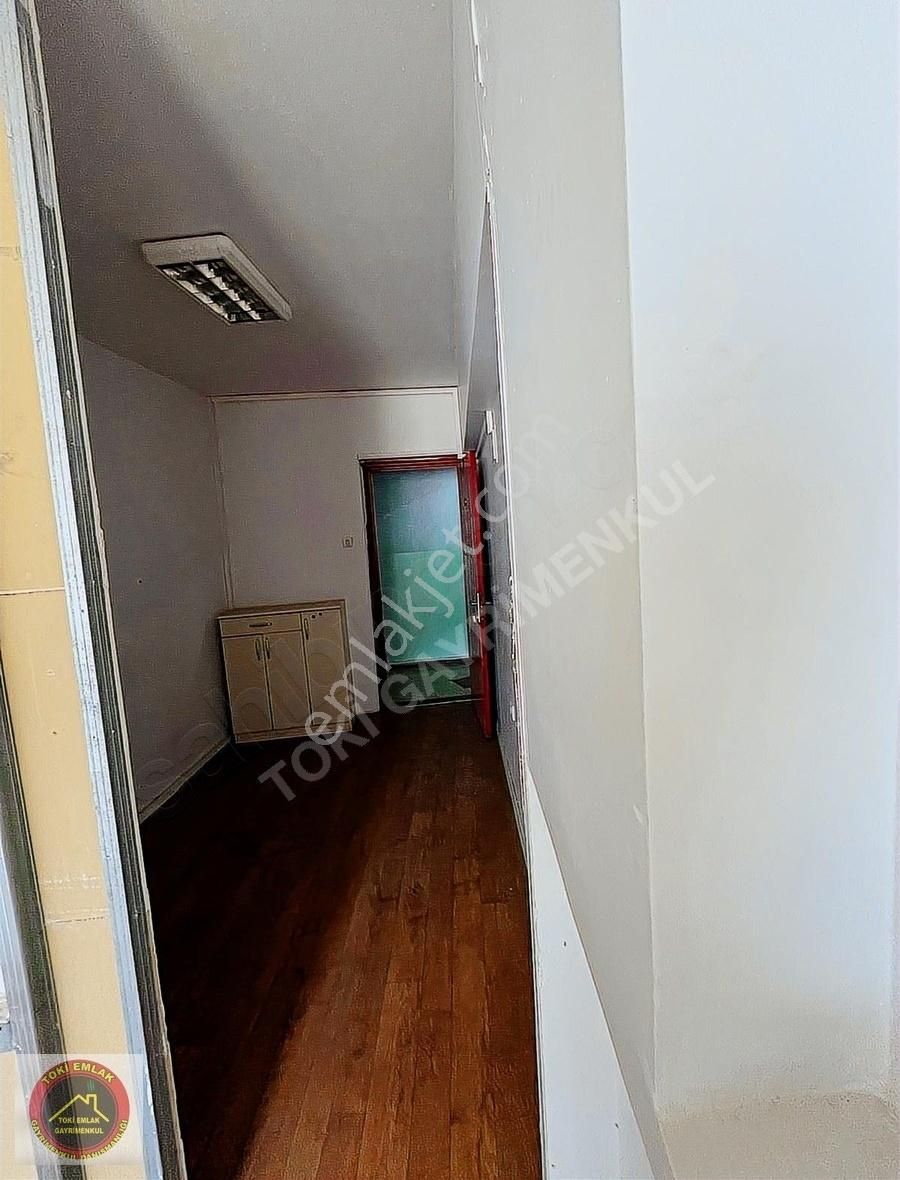 Toki Emlak'tan Fomara Caddesi Cepheli Kiralık Ofis - Görsel 9