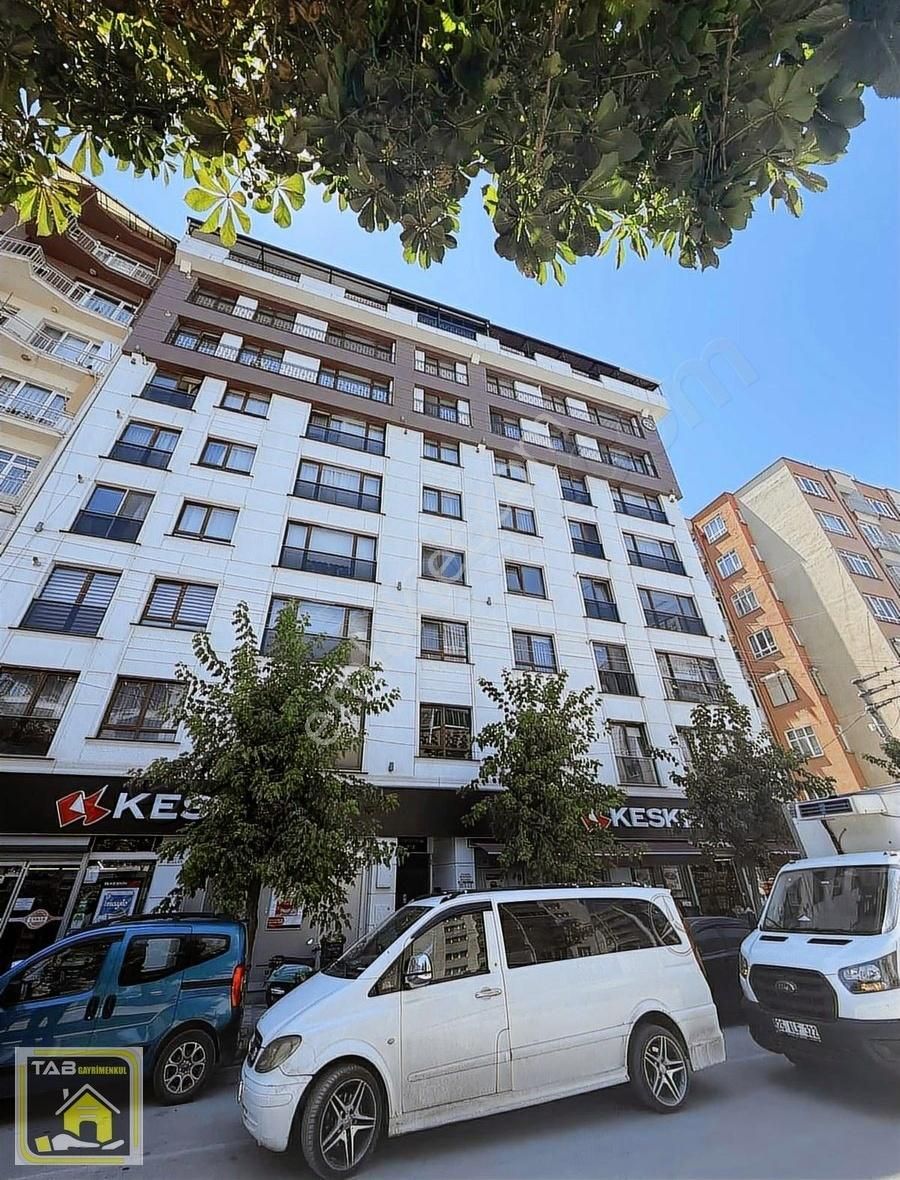 Tab Premıum'dan Ziyapaşa Cad.güzel Konumda 2+1 Satılık Daire