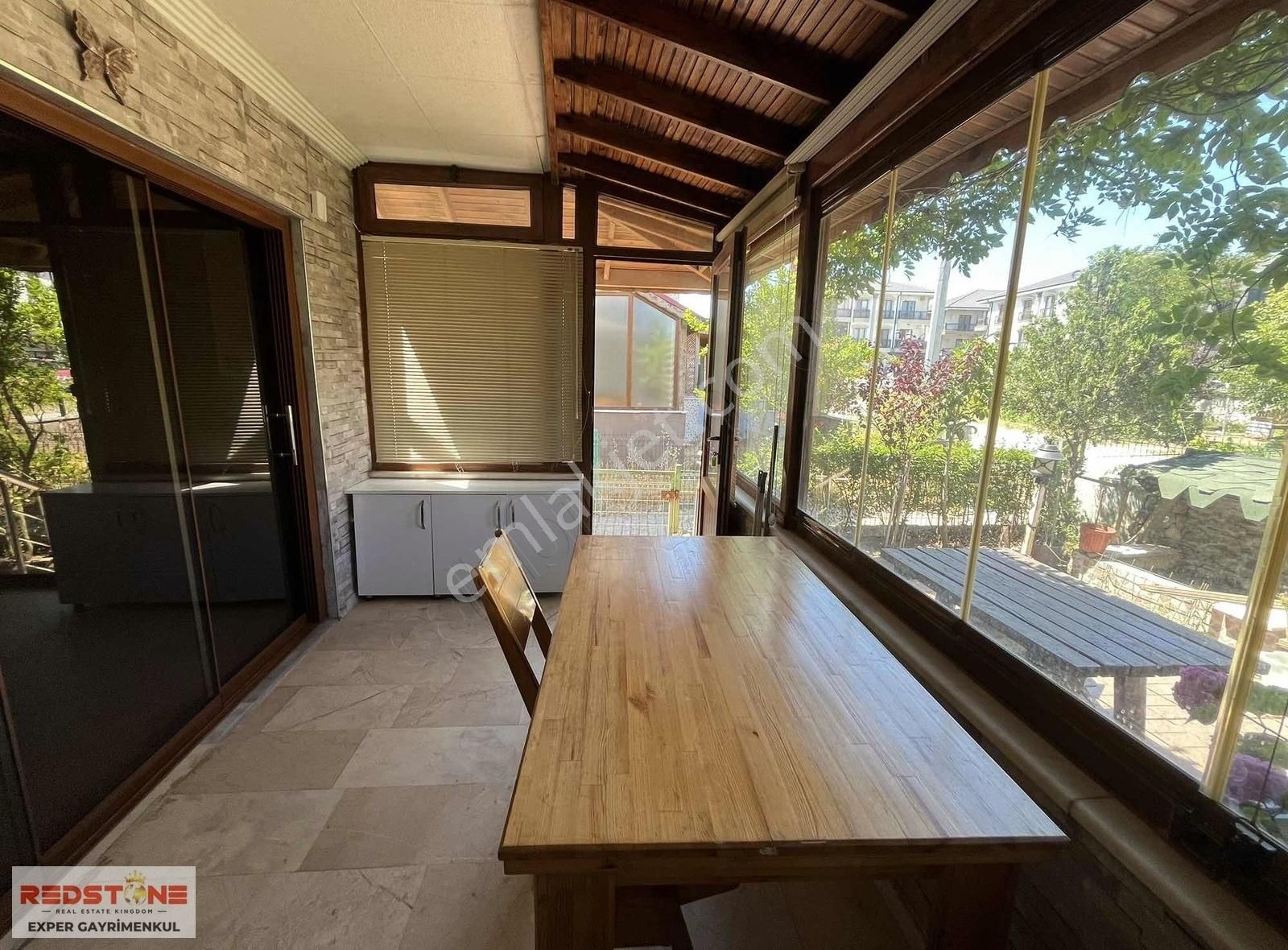 Yalı Mah. Denize 2.parsel,önü Açık, Kombili 4+1 Satılık Villa - Görsel 2