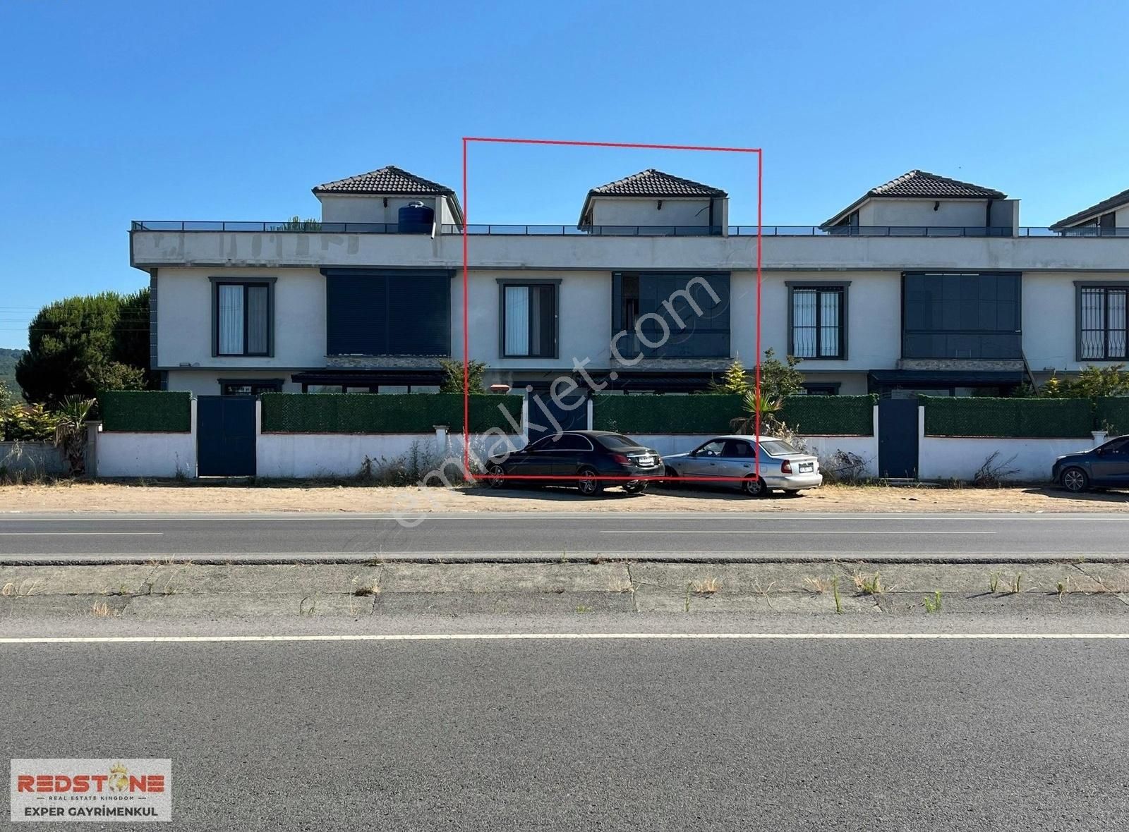 Karasuda Eşyalı Deniz Manzaralı Havuzlu 4+1 Tripleks Lüks Villa - Görsel 13