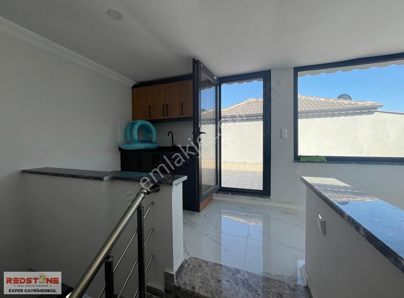 Karasuda Eşyalı Deniz Manzaralı Havuzlu 4+1 Tripleks Lüks Villa - Görsel 6