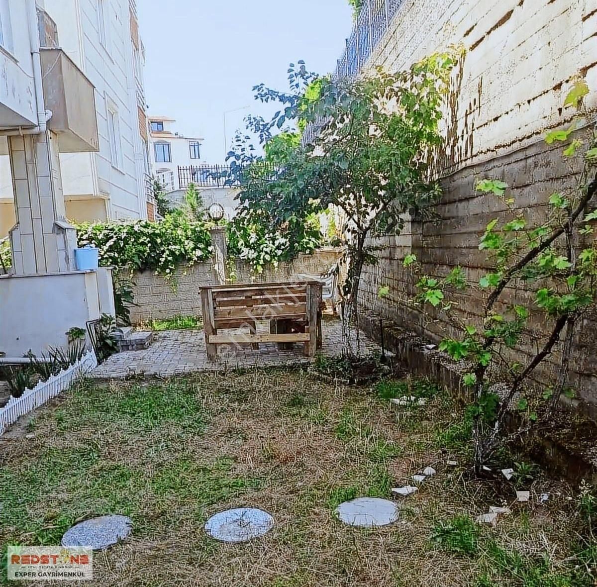 Üniversite Bölgesinde Bahçe Katı Denize Yürüme Mesafesinde - Görsel 4