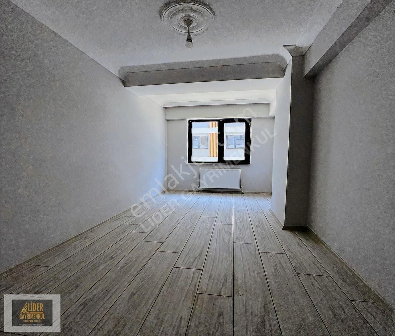 Lider'den Çerkezköy G.o.p Mah.merkez'de 3+1.130m² Kiralık Daire