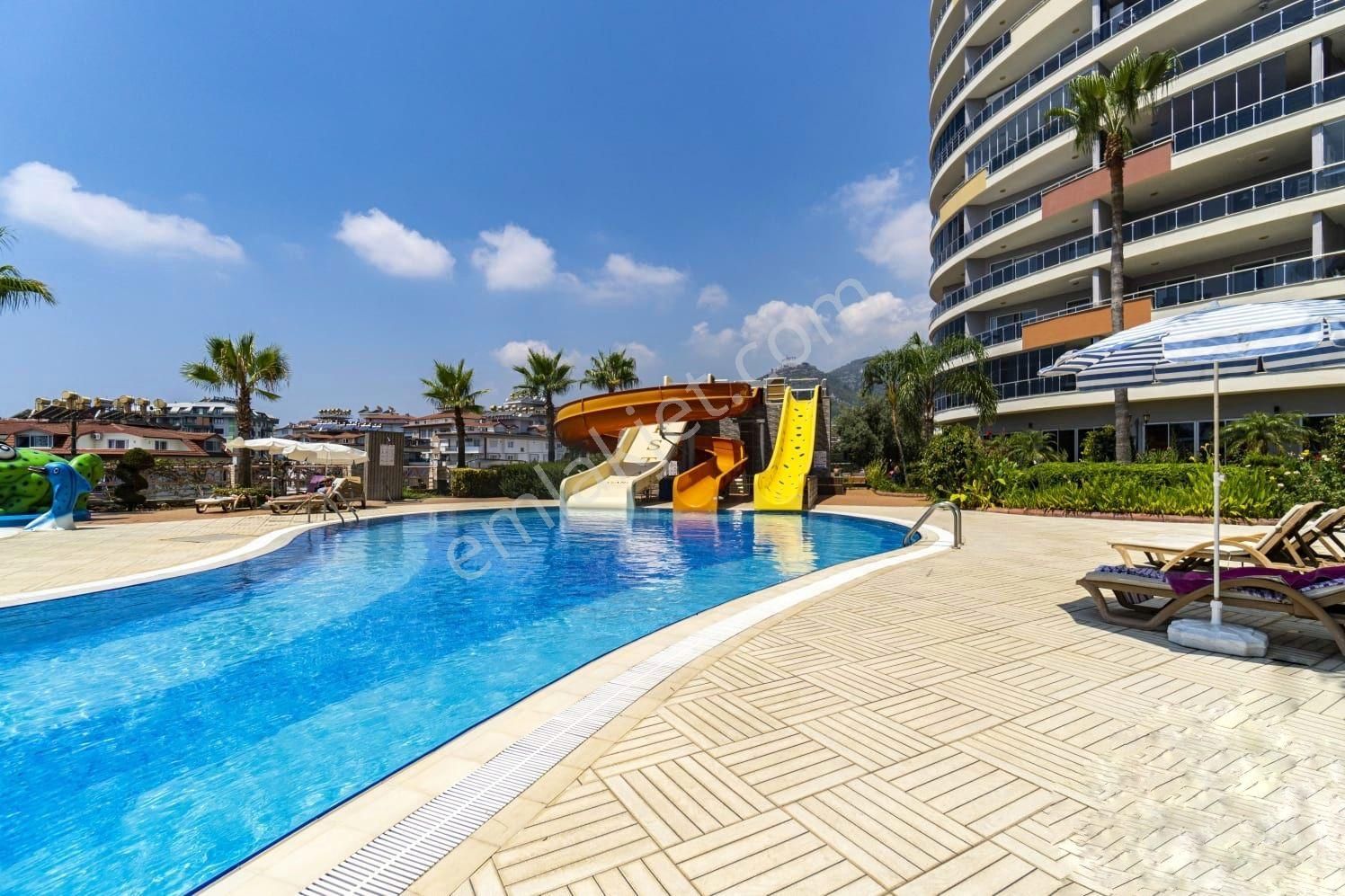 Cikcilli'de Deniz Ve Dağ Manzaralı Eşyalı 1+1 Kiralık Daire - Görsel 19
