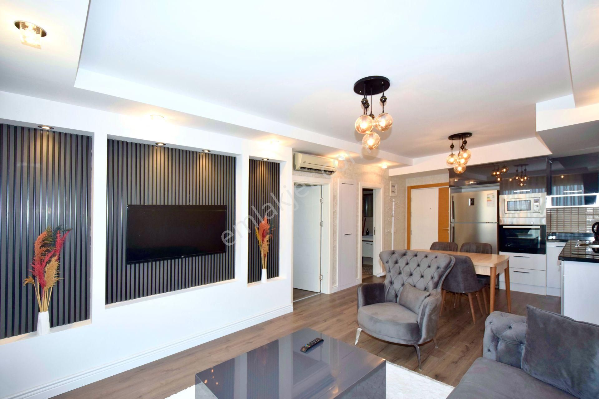 Cikcilli'de Deniz Ve Dağ Manzaralı Eşyalı 1+1 Kiralık Daire - Görsel 4