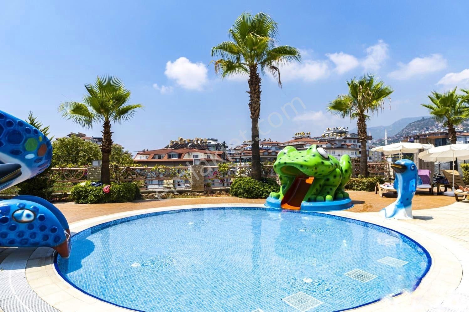 Cikcilli'de Deniz Ve Dağ Manzaralı Eşyalı 1+1 Kiralık Daire - Görsel 22