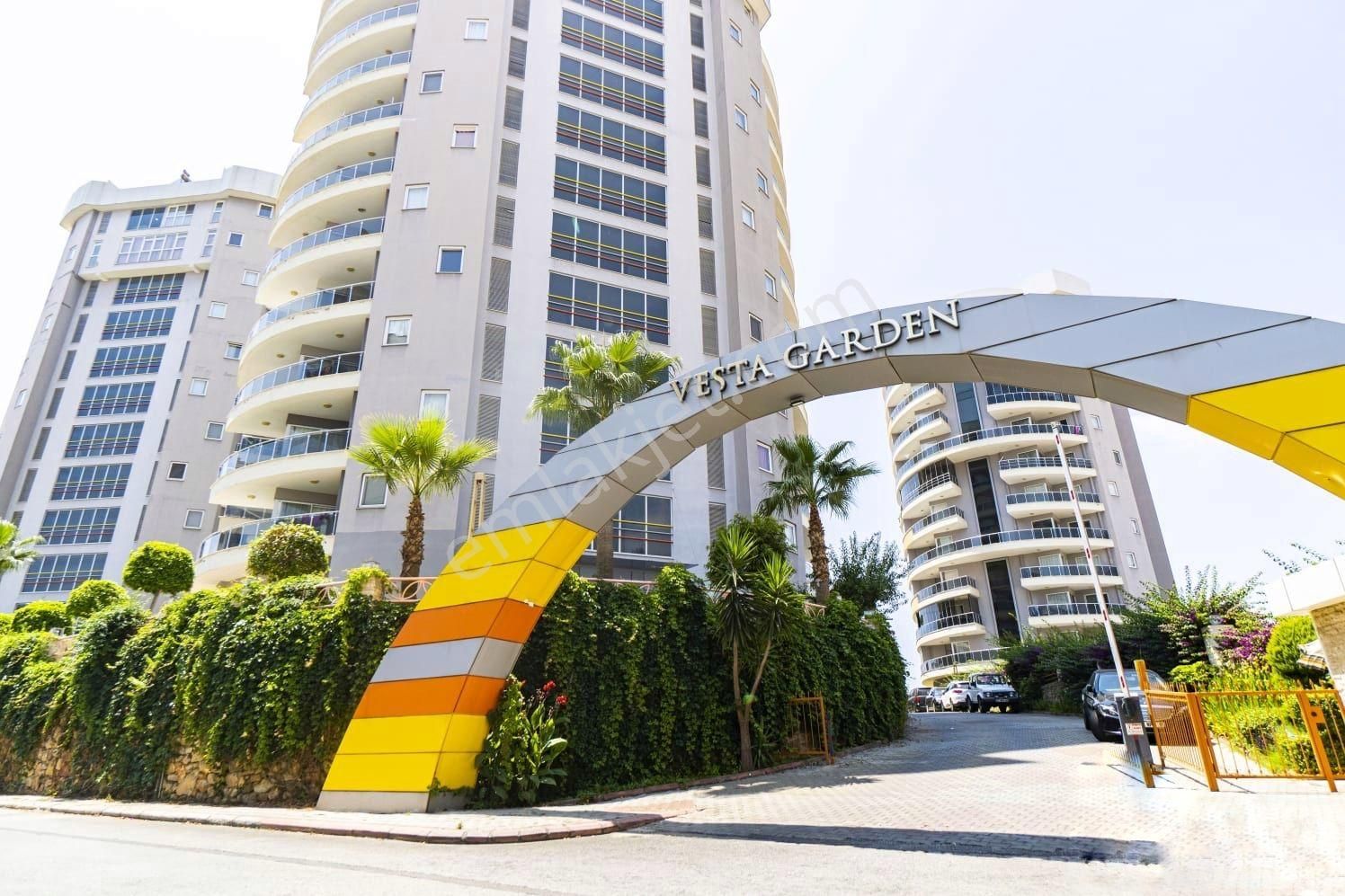 Cikcilli'de Deniz Ve Dağ Manzaralı Eşyalı 1+1 Kiralık Daire - Görsel 30