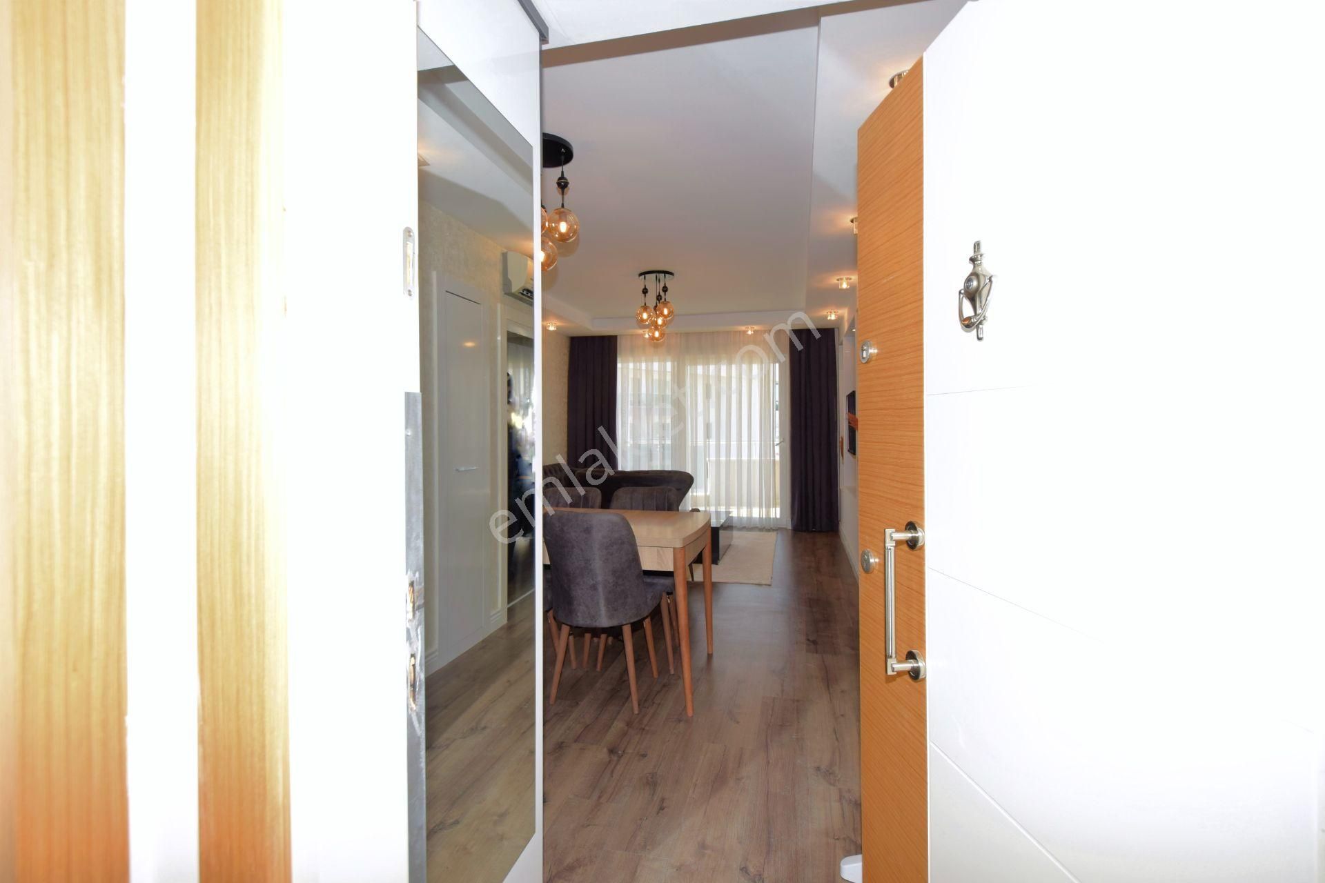 Cikcilli'de Deniz Ve Dağ Manzaralı Eşyalı 1+1 Kiralık Daire - Görsel 16