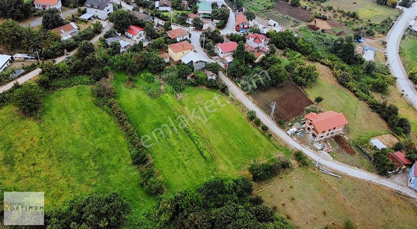 Başiskele Doğantepe'de 430 M2 Satılık Tarla