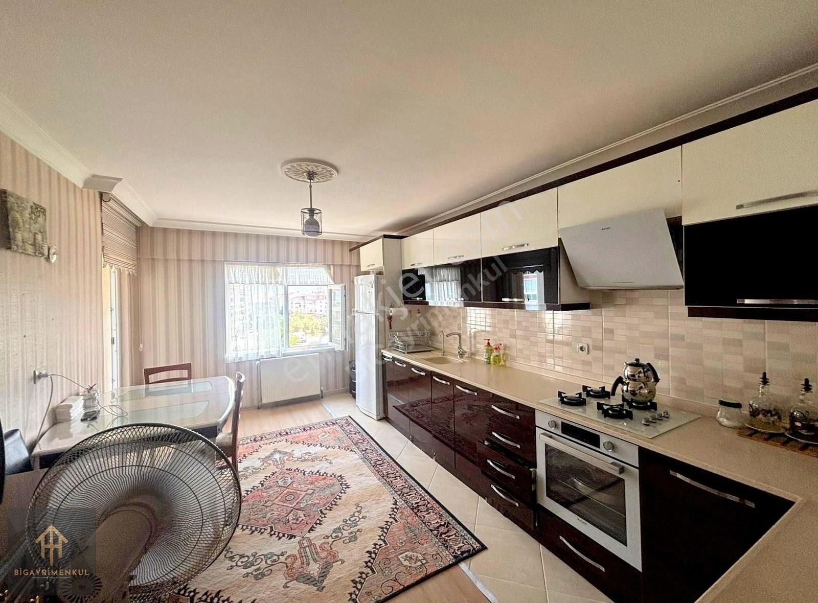 İstasyon Mh. Önü Açık Teras Keyfi! Asansörlü! 5+1 Satılık Daire