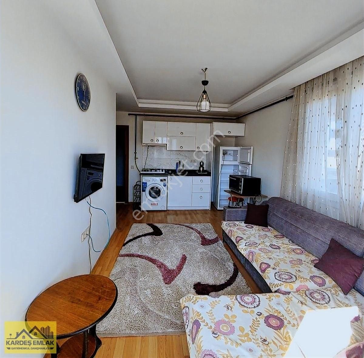 Kardeş Emlaktan Eşyalı Satılık 1+1 Daire