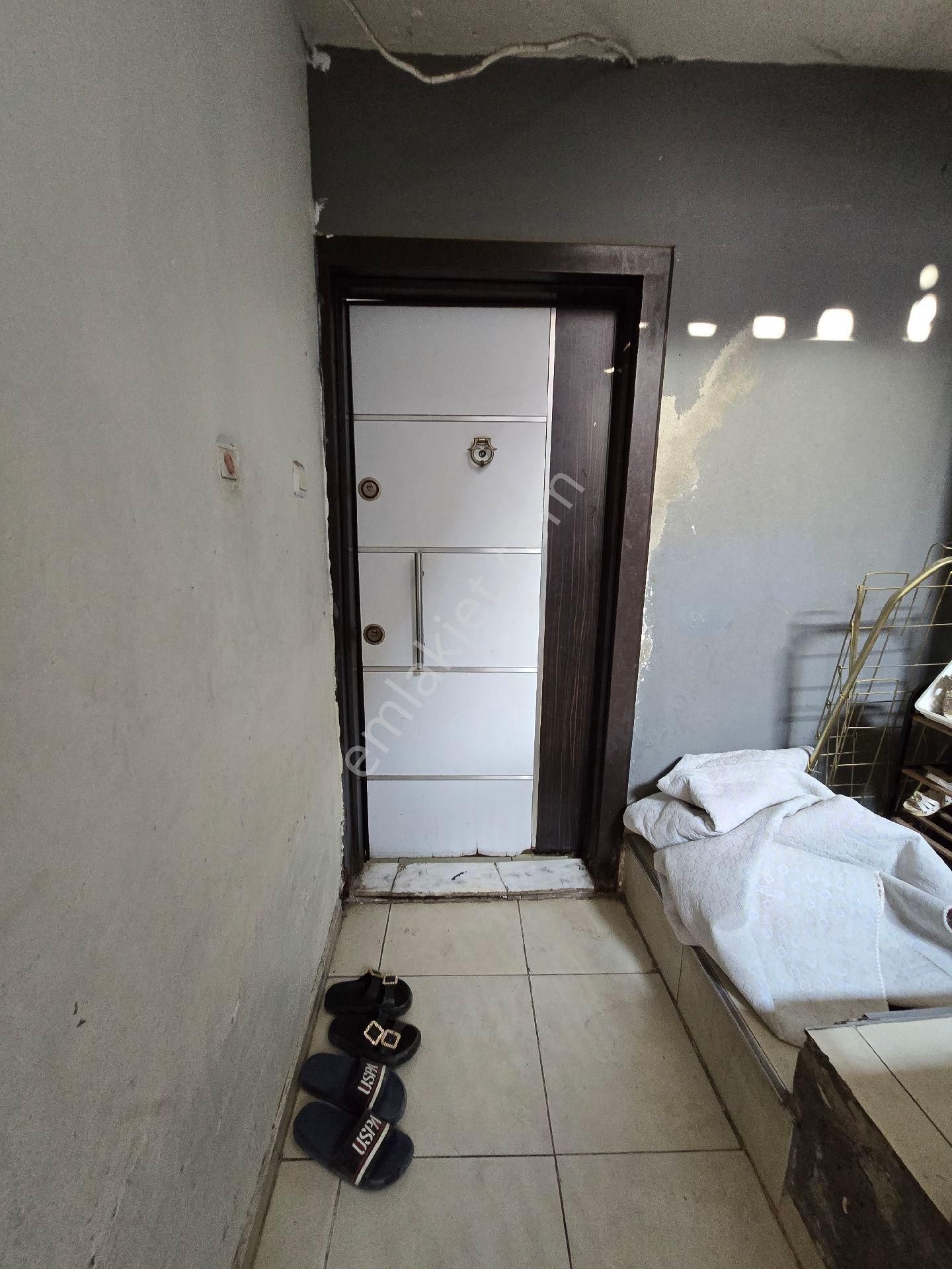 Aksel'den Meydan Mh. Kıbrıs Caddesine Yakın Tek Katlı Müstakil Ev - Görsel 19