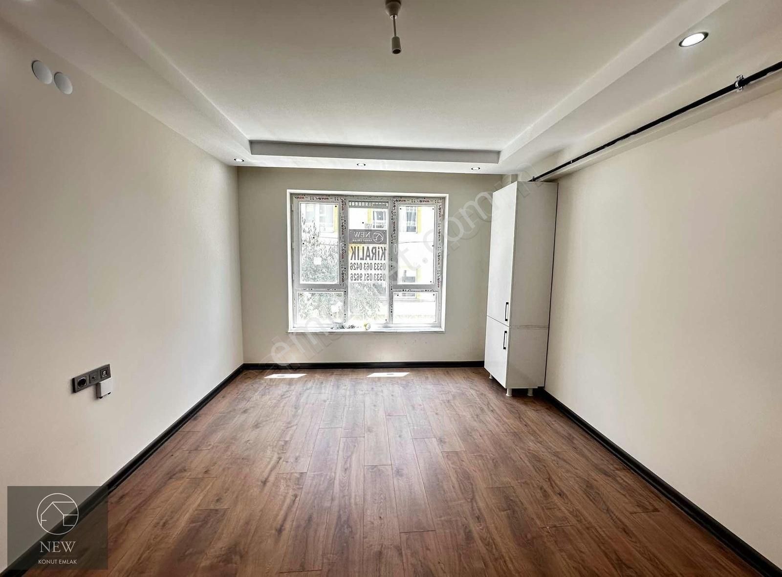 New Emlak Konut Ta Esentepe Mahallesin De Kiralık 1+1 Daire