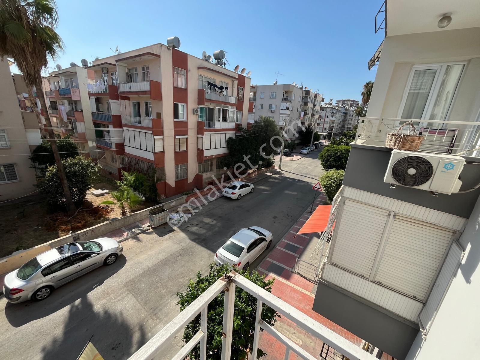 Ergünden Pirireiste Sahile Yakın 2 Kat Satılık 3+1 Daire - Görsel 17