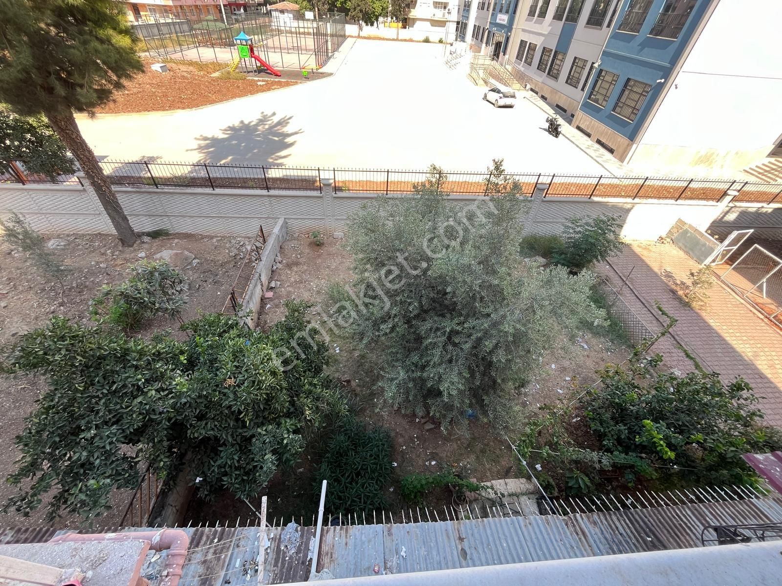 Ergünden Pirireiste Sahile Yakın 2 Kat Satılık 3+1 Daire - Görsel 16