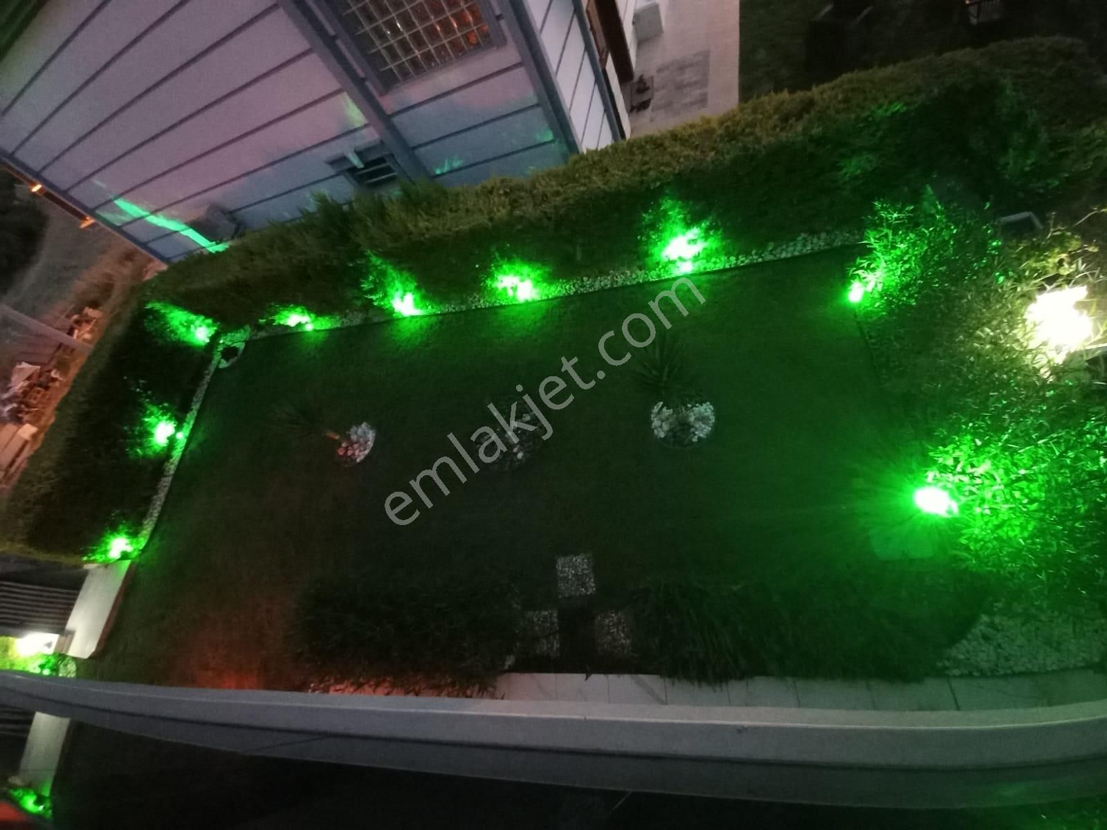 Kuşadası Soğucak Mahallesı Eşyalı Kıralık Vılla - Görsel 34