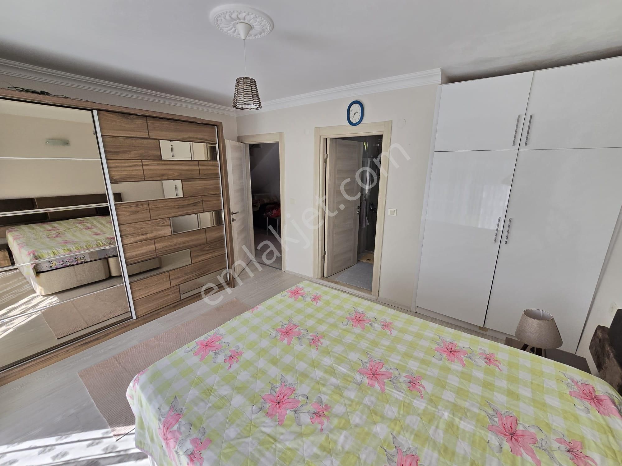 Kuşadası Soğucak Mahallesı Eşyalı Kıralık Vılla - Görsel 22