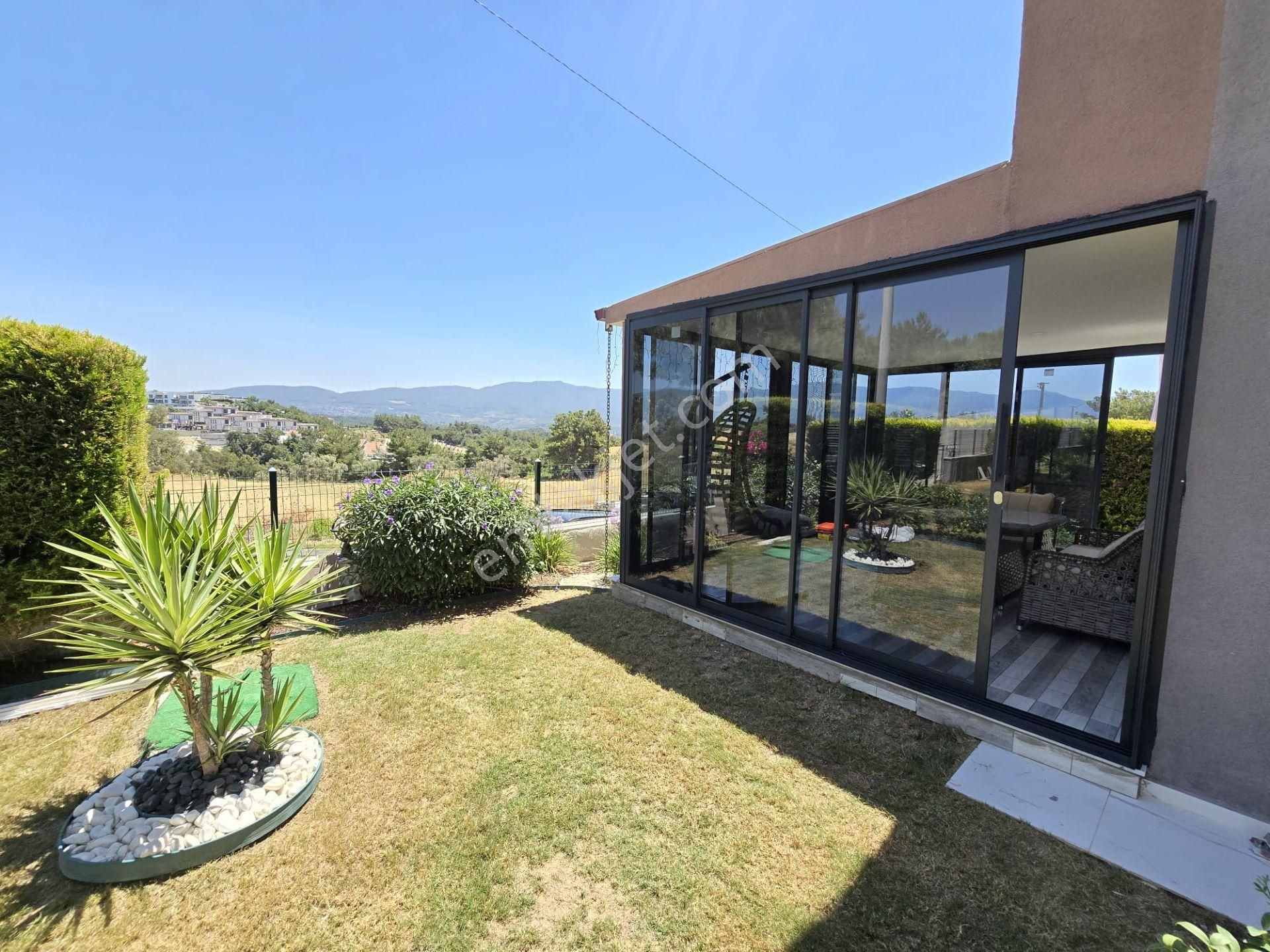 Kuşadası Soğucak Mahallesı Eşyalı Kıralık Vılla - Görsel 10