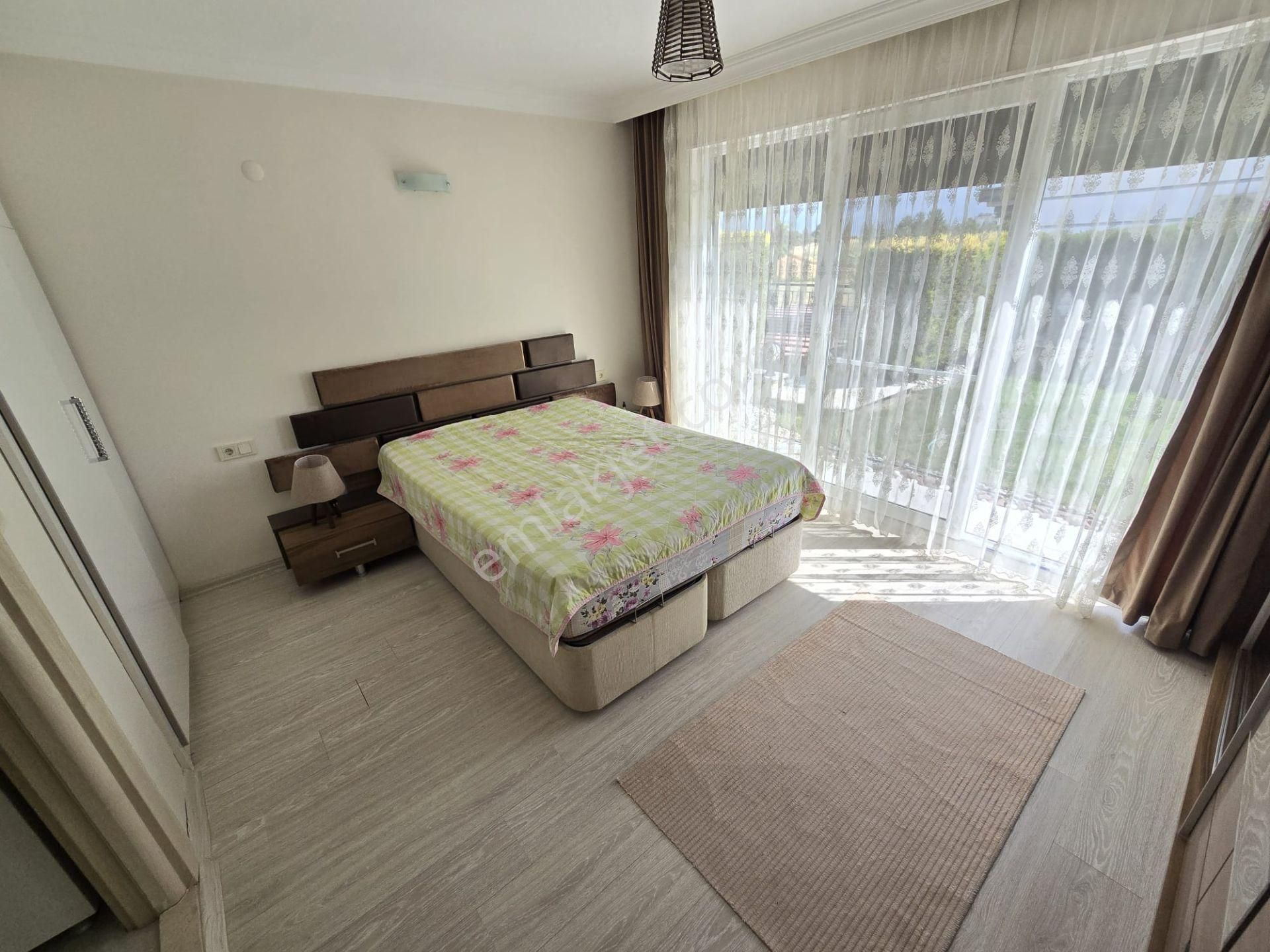 Kuşadası Soğucak Mahallesı Eşyalı Kıralık Vılla - Görsel 23