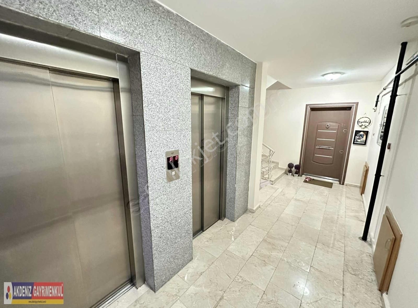 Elit Site İçerisinde Cepheleri Komple Açık Geniş Lüks Daire - Görsel 10