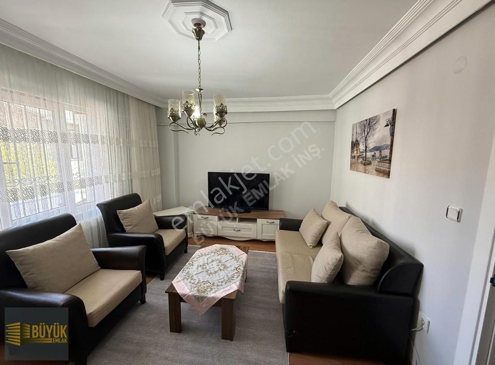 Kiralık 2+1 Eşyalı Daire - Yayla Mah. Cami Sokak