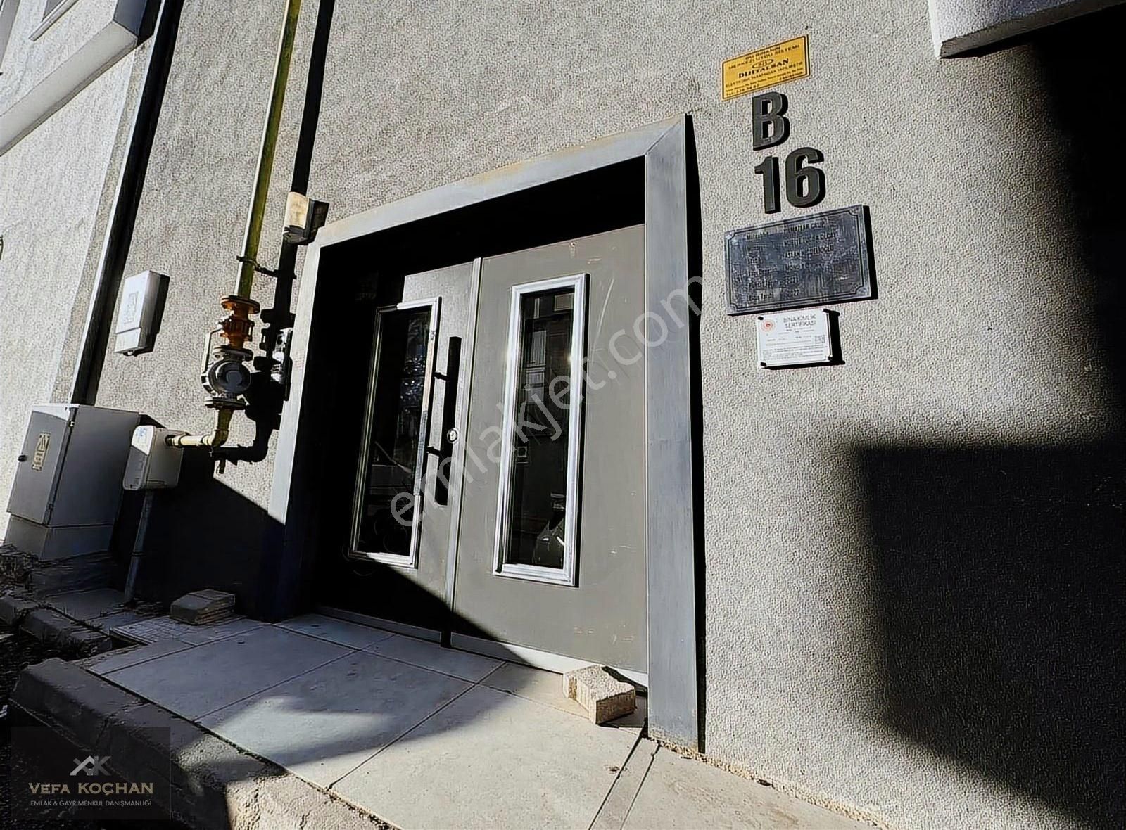 V.koçhan'dan Canyon Resıdence Da Ön Cephe Satılık 1+1 Daire