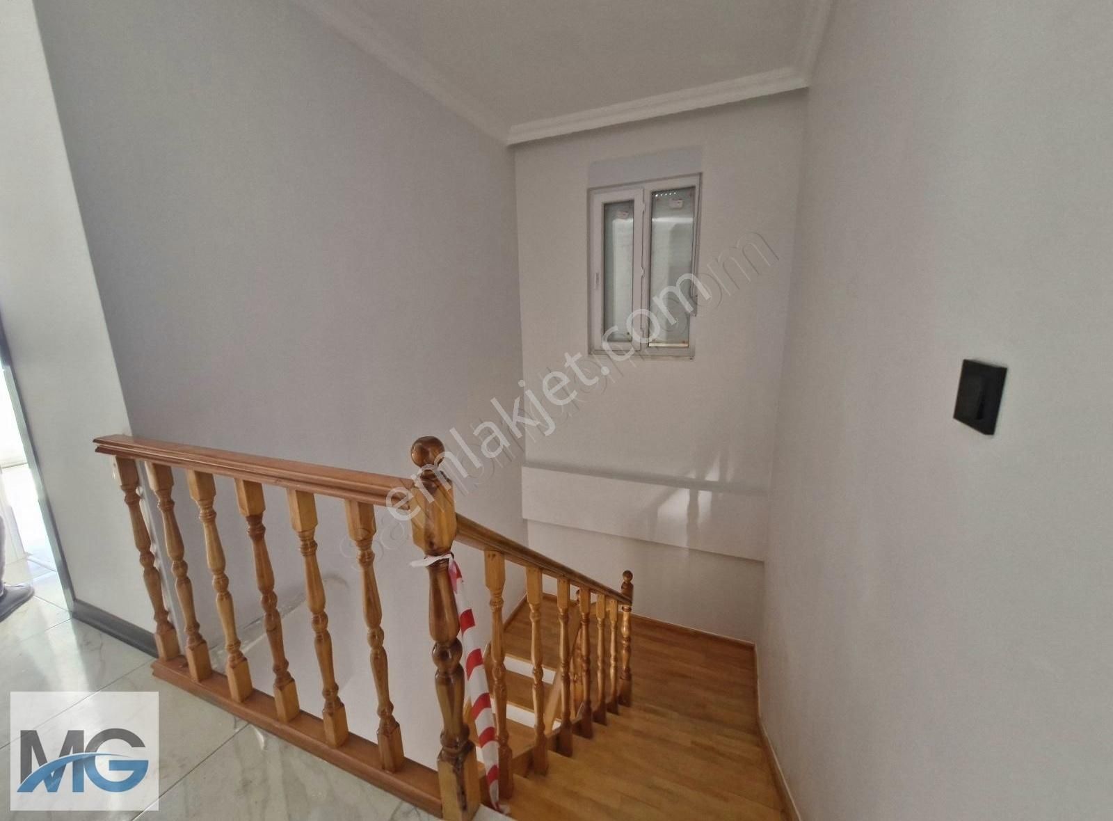 Ilıcada Satılık 4+1 Çift Teraslı Merkezi Konumda Dublex - Görsel 2