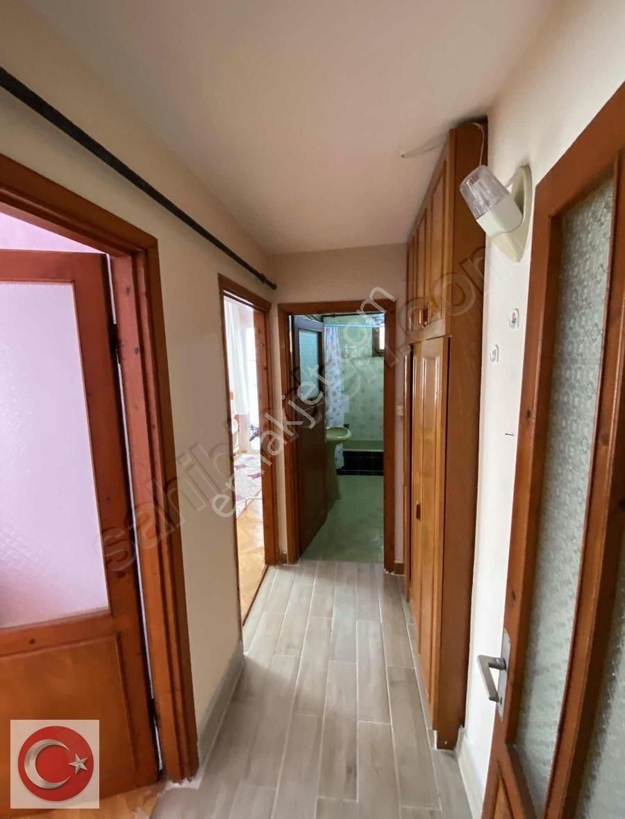 Bahçelievler Mahallesinde 2+1 Eşyalı Satılık Daire - Görsel 14