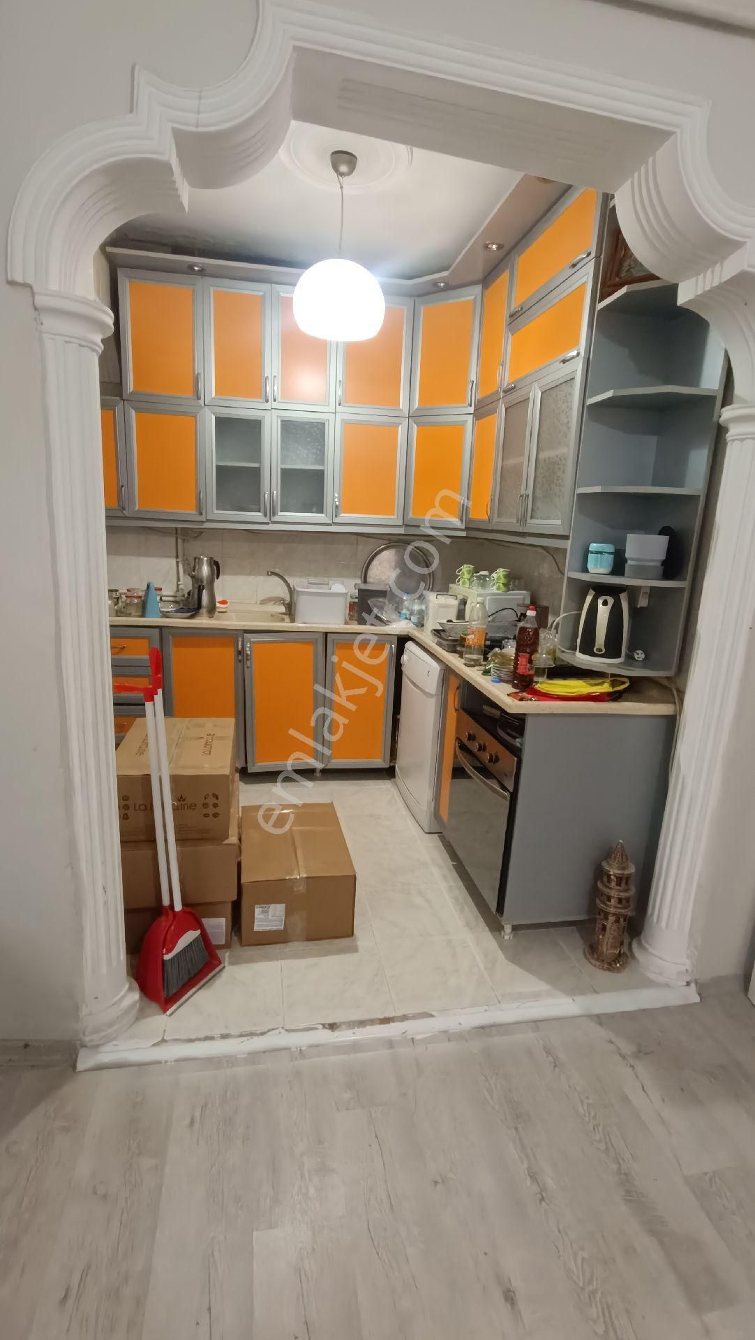 Yıldız Emlak'tan Körfez Esentepe'de 2+1 85 M2 Amerikan Mutfak Yüksek Giriş Satılık Daire