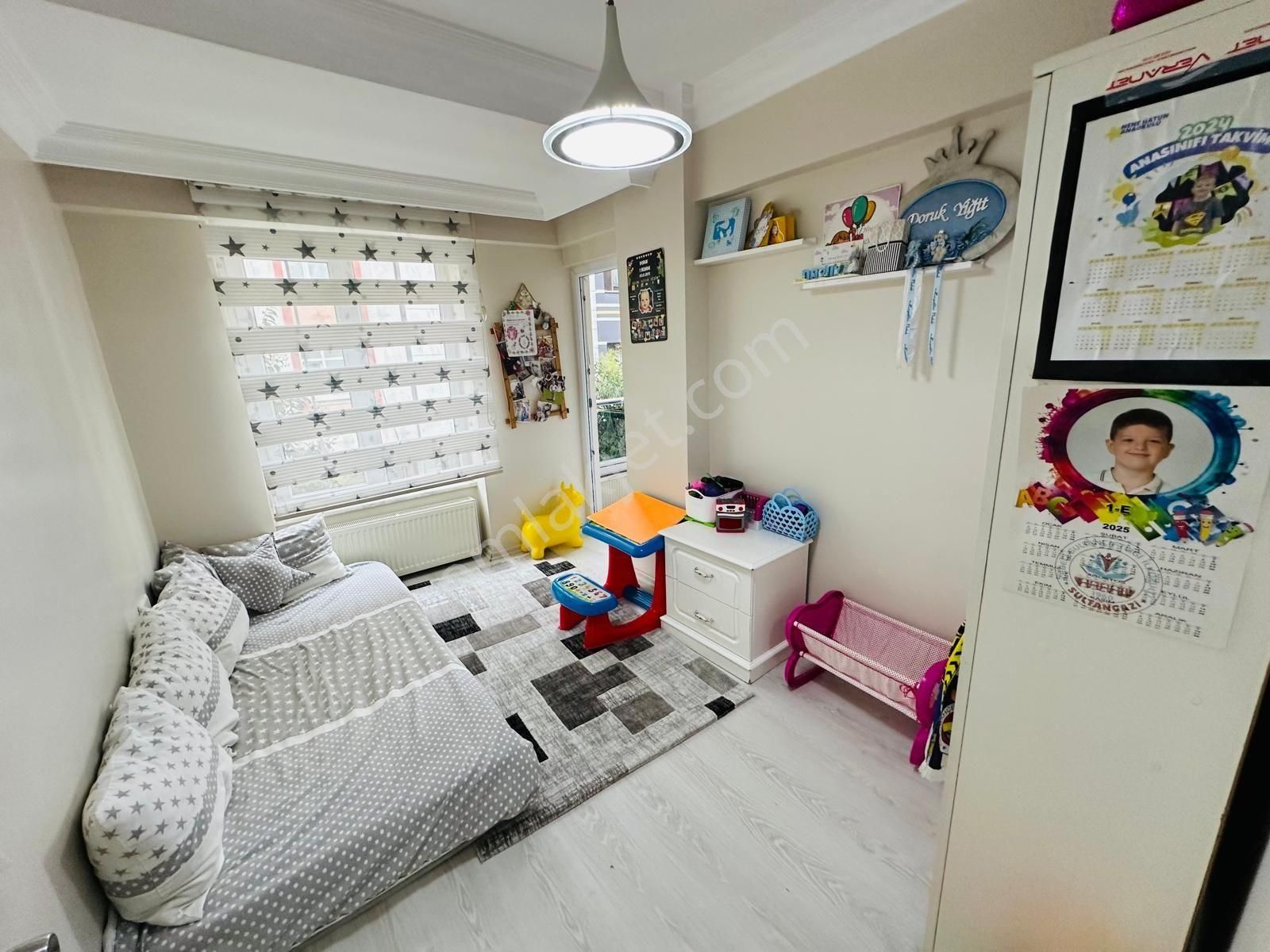 Üç Kardeşler'den Cebeci Mah. Köşe Başı Satılık 2+1 95m² 1.kat