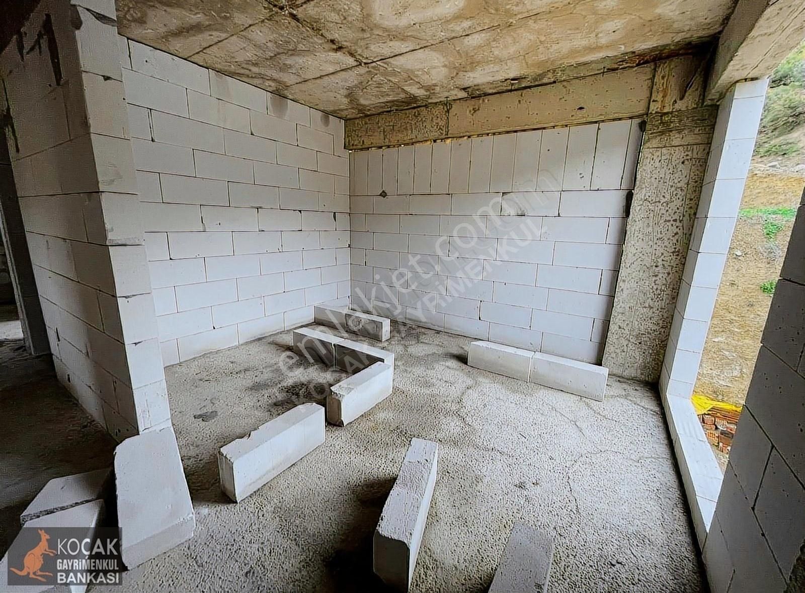 Dereköy Mah 1175 M2 Arsası Olan 2 Katlı Kabası Bitik Satılık Ev - Görsel 14