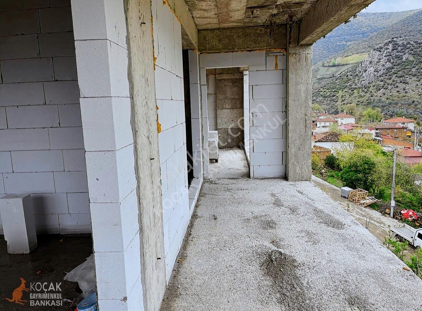 Dereköy Mah 1175 M2 Arsası Olan 2 Katlı Kabası Bitik Satılık Ev - Görsel 12