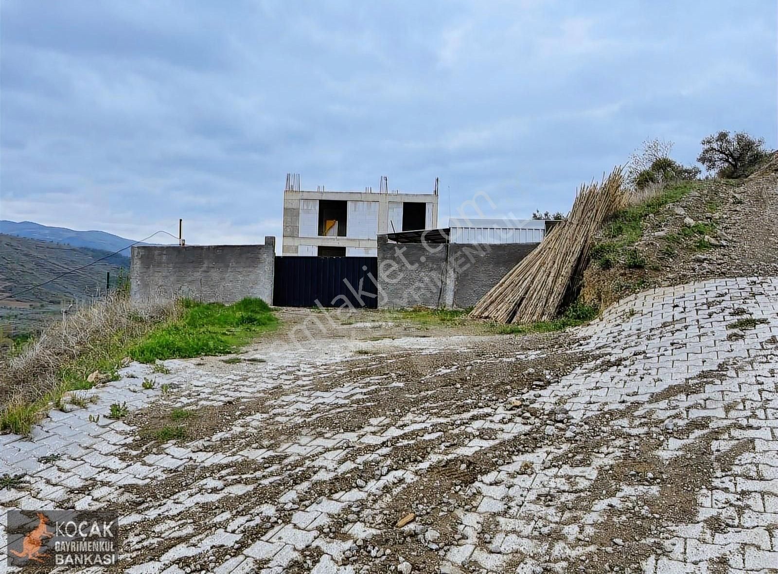 Dereköy Mah 1175 M2 Arsası Olan 2 Katlı Kabası Bitik Satılık Ev - Görsel 5