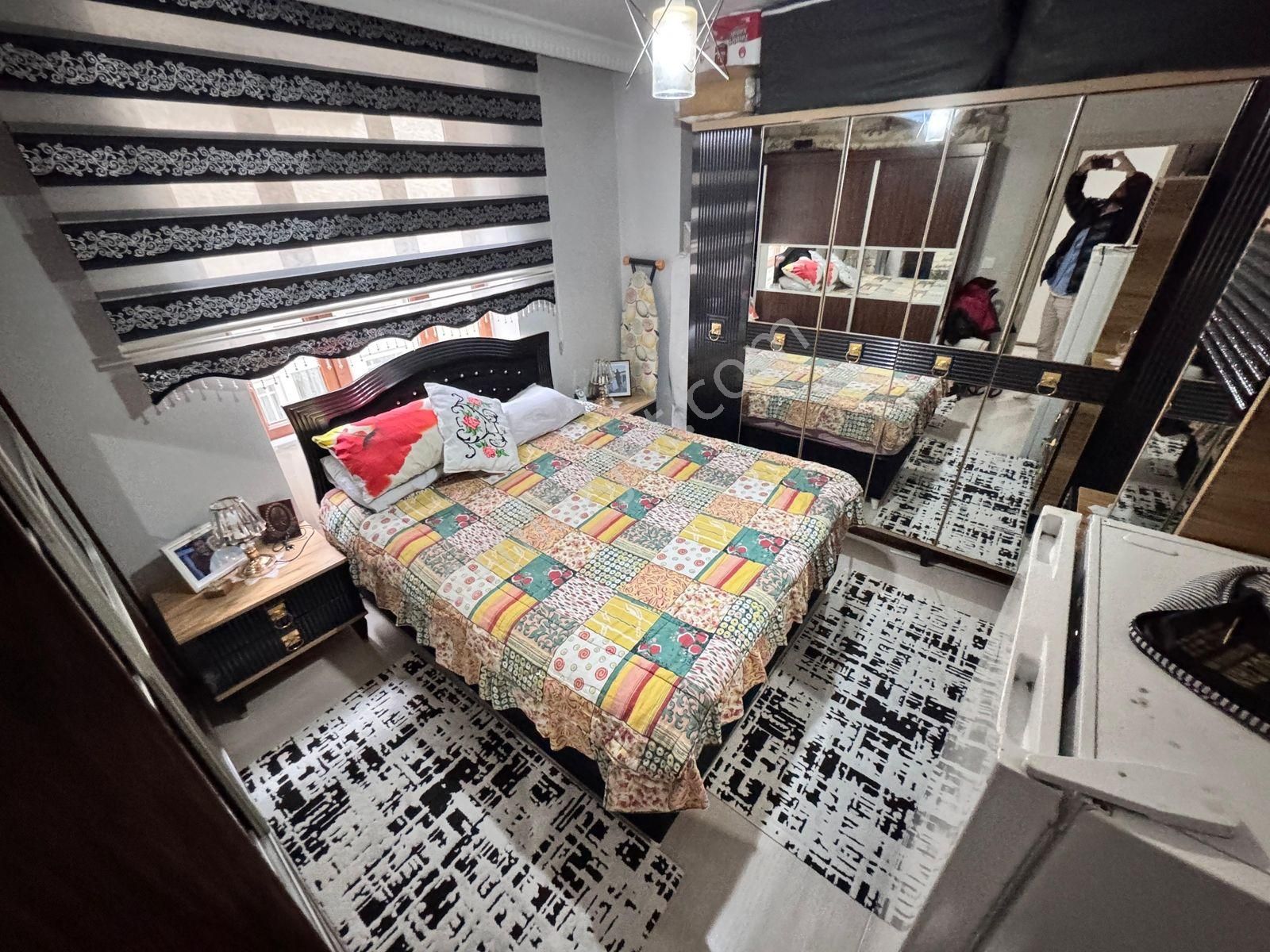 İsmetpaşa Mah. Satılık 2+1 95m² 4 Yaşında Masrafsız 2.kat Daire