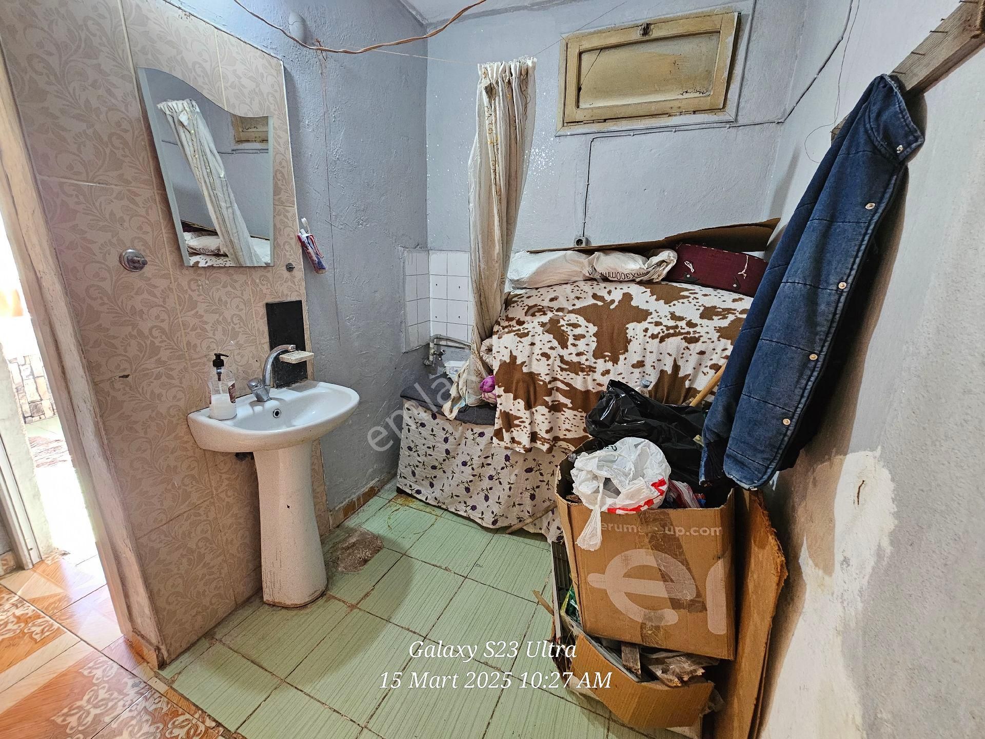 Seyhan Da Yenibey Mh3 Katlı Müstakil Evdubleks Şeklindegüney Cepheliher Katı 1+1 - Görsel 5