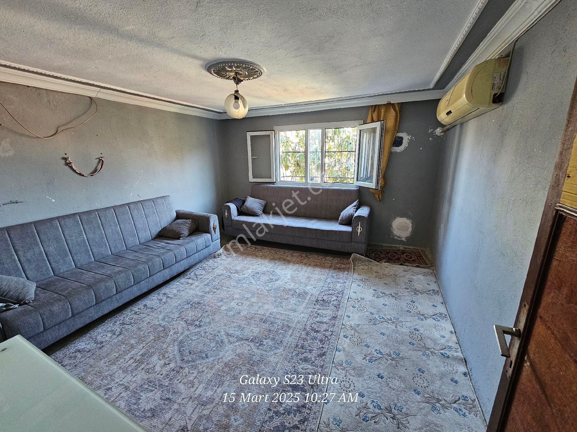 Seyhan Da Yenibey Mh3 Katlı Müstakil Evdubleks Şeklindegüney Cepheliher Katı 1+1 - Görsel 2