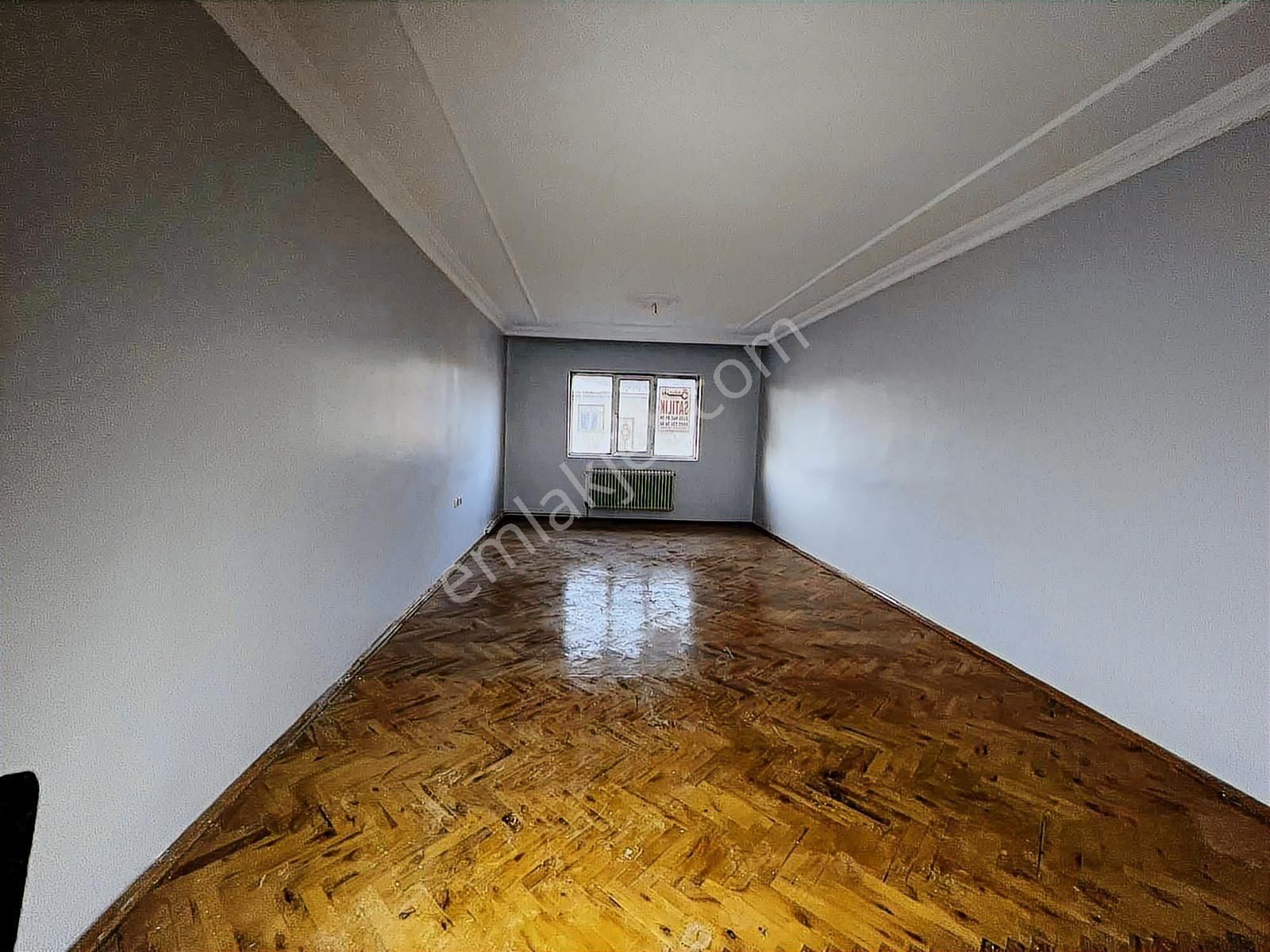 Önder Emlaktan Terminal Mahallesinde Satılık 3+1 Daire