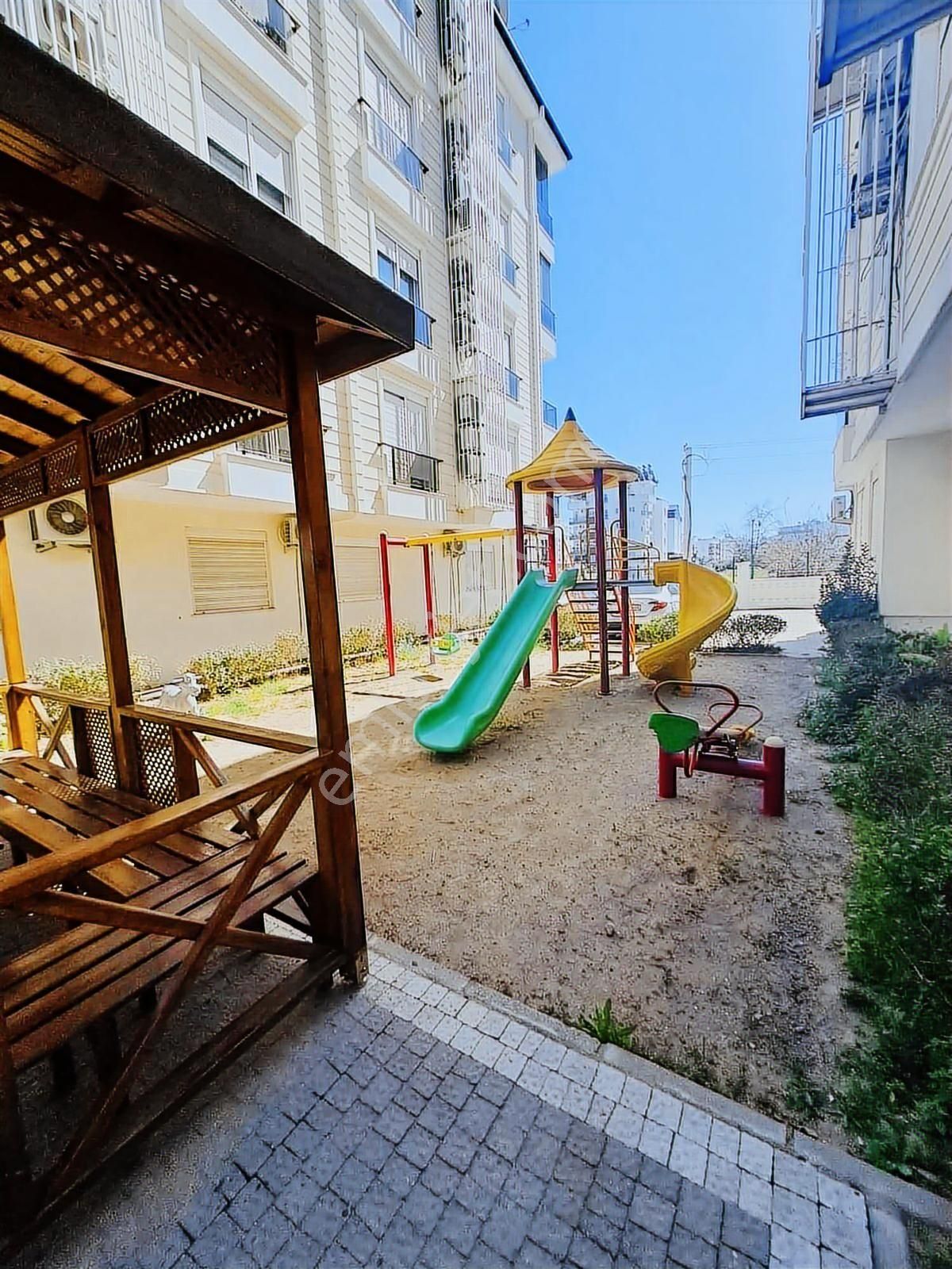 Artı Emlk Tan Site İçi 7/24 Güvenlikli 3+1 Pırıl Pırıl Konut