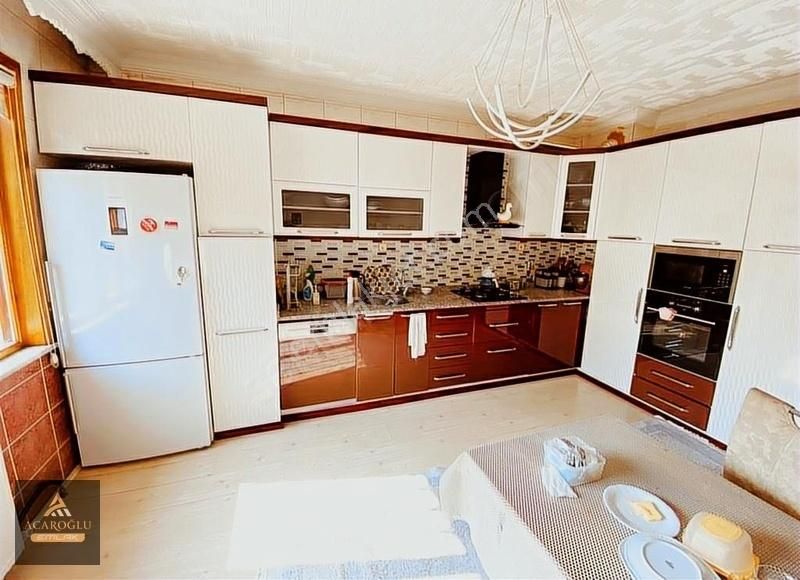 Acaroğlu Emlak'tan Sille Ak Mahallesinde Satılık 4+1 Lüx Villa