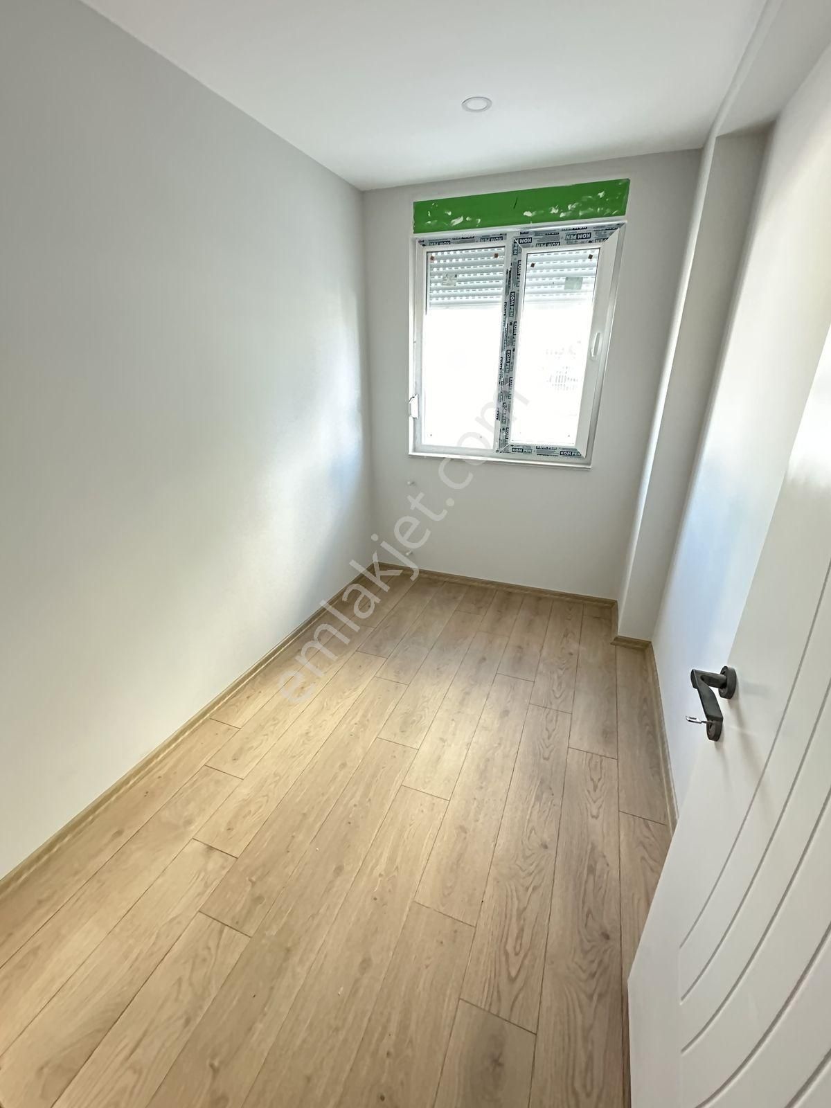 Sıfır_asansörlü_3 Cephe_2+1 Geniş Balkonlu_kredi Kullanılır_lüx