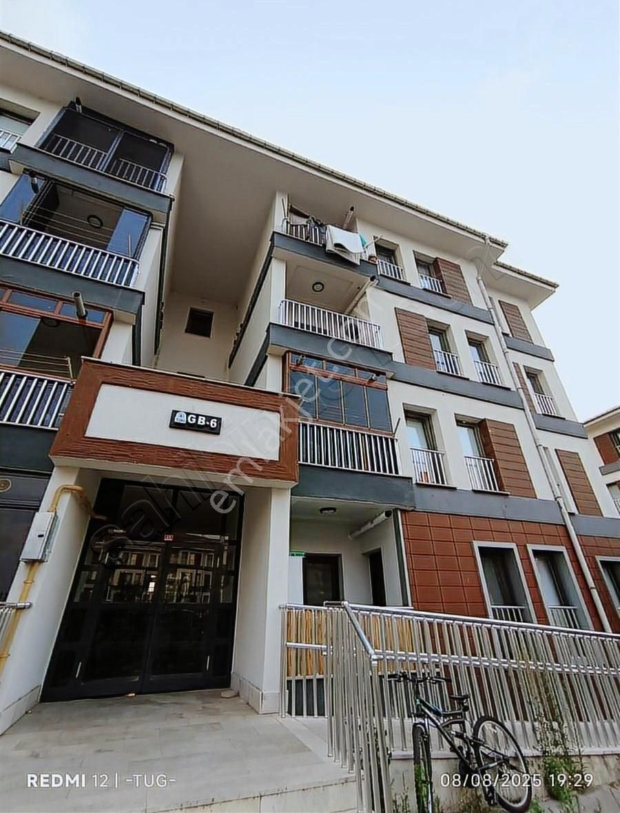 Düzce Beyciler Toki De Kiralık 3+1 Daire