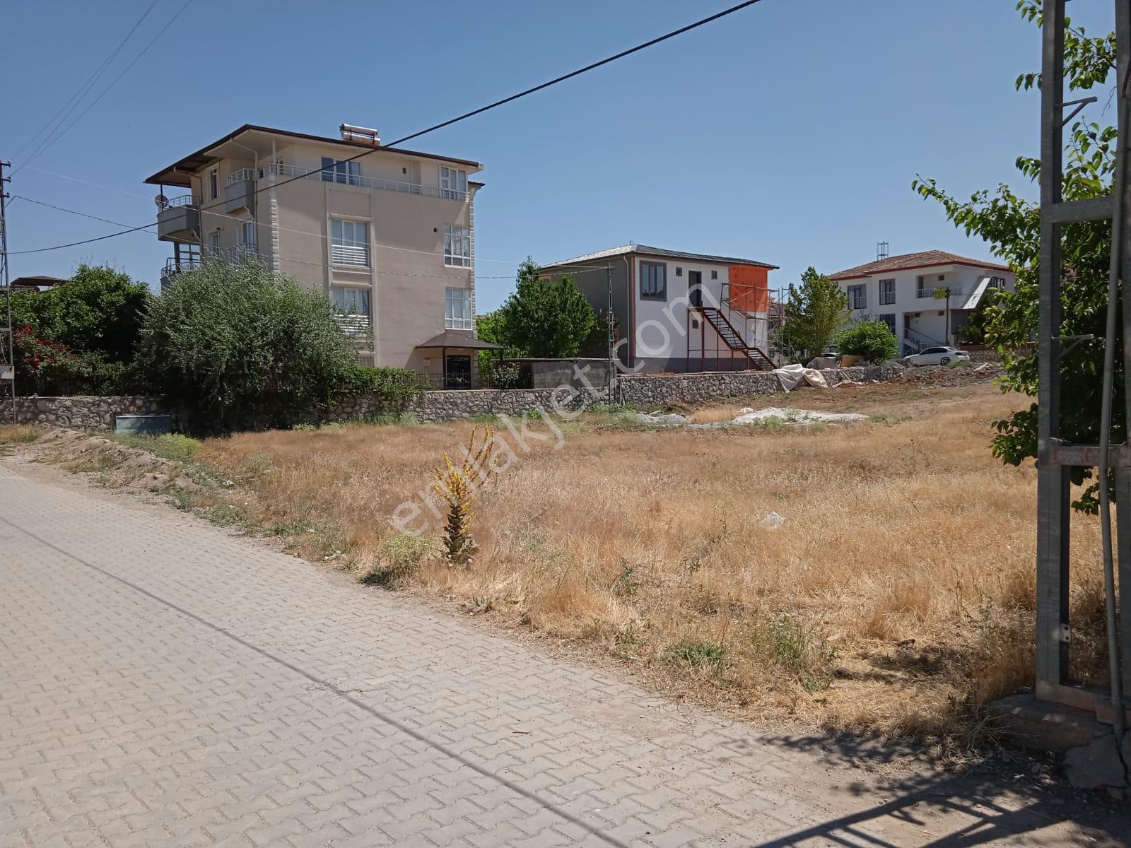 Yakıncada En Güzel Yerinde Satılık 500+500 Mt Villa İmarlı Arsa - Görsel 24