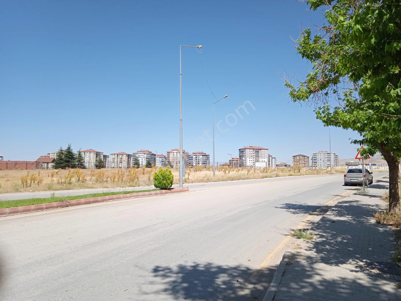 Yakıncada En Güzel Yerinde Satılık 500+500 Mt Villa İmarlı Arsa - Görsel 8