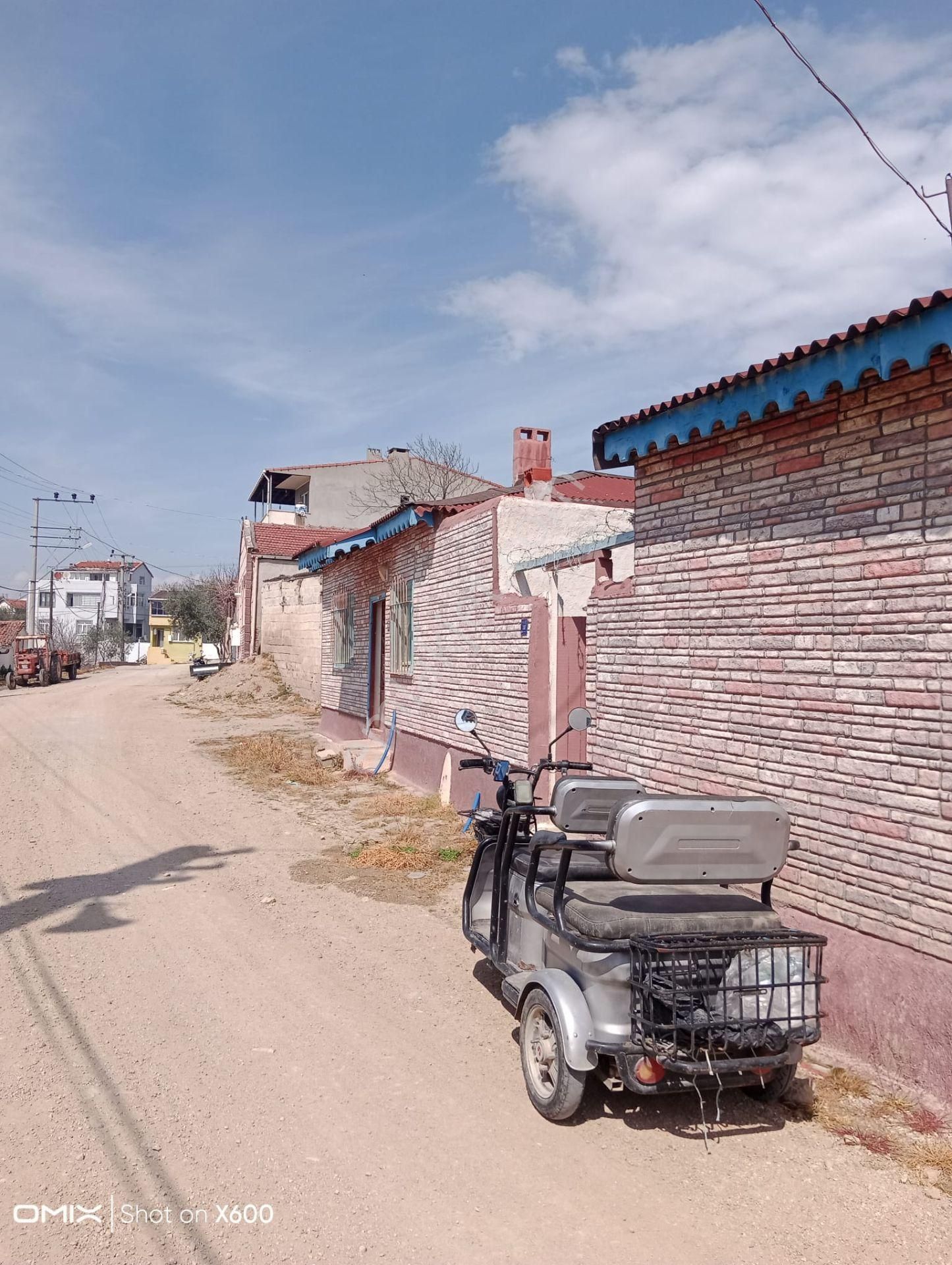 Karabiga’da Satılık Güçlendirilmiş Avlulu Kerpiç Ev – 2 Ev Bir Arada! - Görsel 28