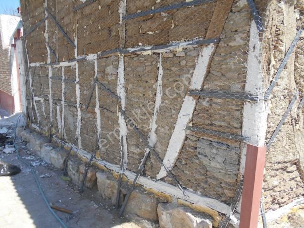 Karabiga’da Satılık Güçlendirilmiş Avlulu Kerpiç Ev – 2 Ev Bir Arada! - Görsel 7