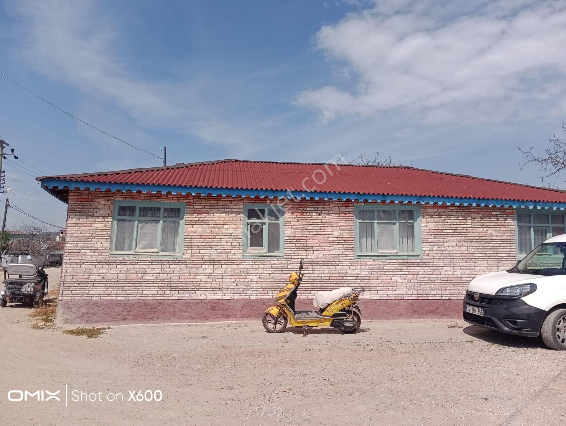 Karabiga’da Satılık Güçlendirilmiş Avlulu Kerpiç Ev – 2 Ev Bir Arada! - Görsel 29